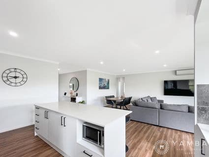 9 Water Lilly Court, Pie Creek - Thumbnail 8