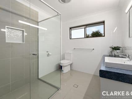17 Harley Street, Glass House Mountains - Thumbnail 7