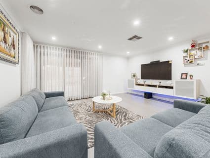 4 Tesla Grange, Clyde North - Thumbnail 4