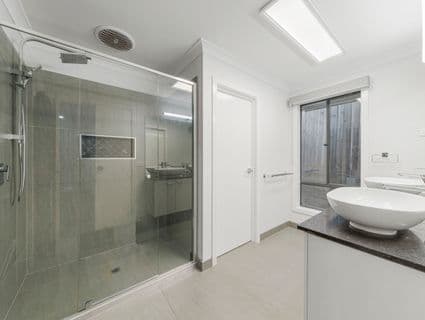 4 Tesla Grange, Clyde North - Thumbnail 8