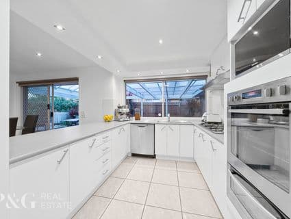 18 Cobblestone Avenue, Narre Warren South - Thumbnail 6