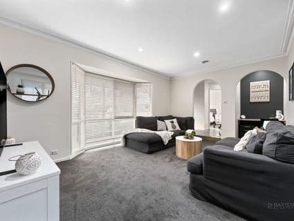 14 Falmouth Court, Craigieburn - Thumbnail 3