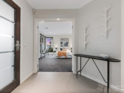 7 Newmarket Parade, Mickleham - Thumbnail 3
