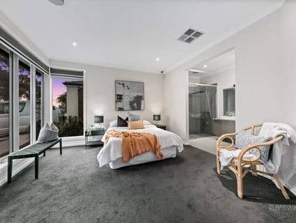 7 Newmarket Parade, Mickleham - Thumbnail 4
