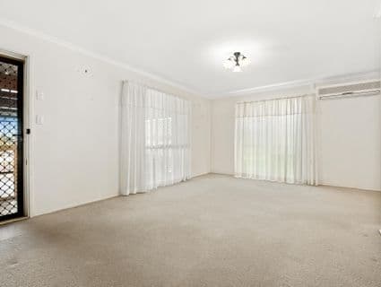 28 Anthony Avenue, Mooloolaba - Thumbnail 3