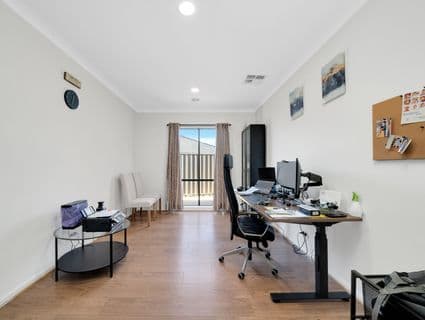 2 Yass Court, Manor Lakes - Thumbnail 5