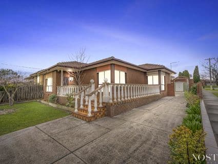 12 Bendigo Crescent, Thomastown - Thumbnail 2