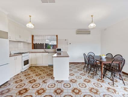 12 Bendigo Crescent, Thomastown - Thumbnail 6