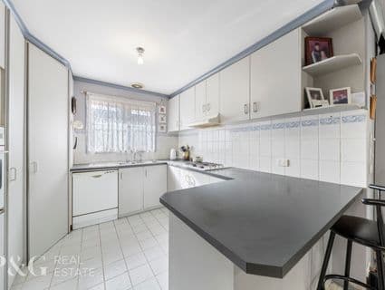 34 Maculata Drive, Cranbourne West - Thumbnail 5