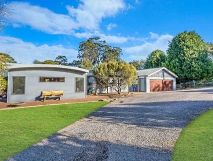 34 Pleasant Hills Drive, Grindelwald - Image 1