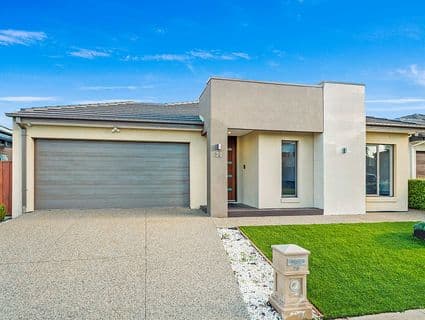 20 Nutmeg Parade, Manor Lakes - Thumbnail 3