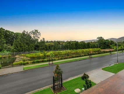 404, Forresters Beach - Thumbnail 2
