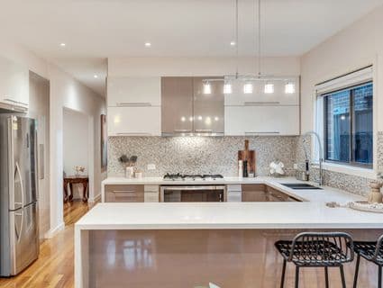 72 Bridgehaven Drive, Craigieburn - Thumbnail 8