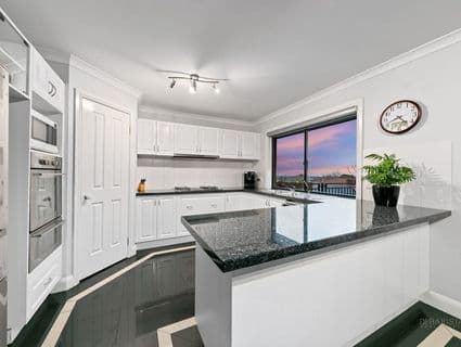 27 Crestmont Terrace, Craigieburn - Thumbnail 8