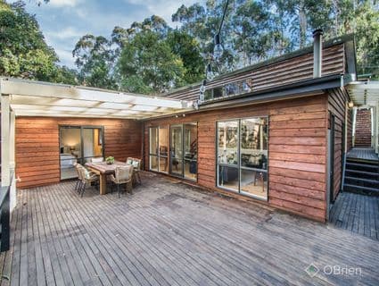 7 Oakland Avenue, Upwey - Image 1