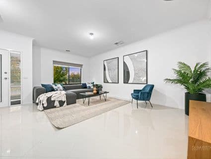 32 Highbury Circuit, Craigieburn - Thumbnail 2