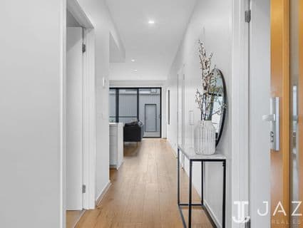 44 Umbrella Way, Point Cook - Thumbnail 2