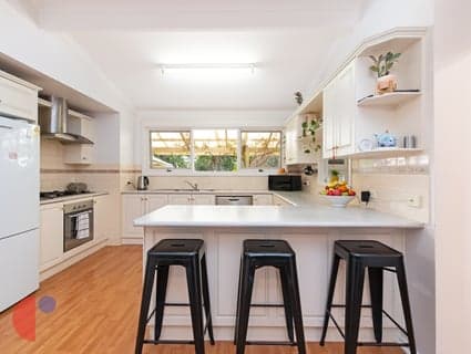 135 Coromandel Parade, Coromandel Valley - Thumbnail 3