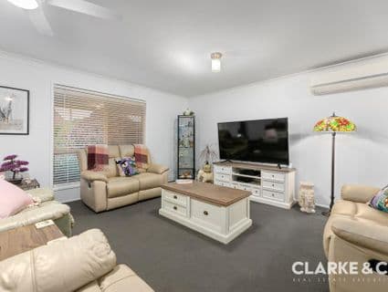 10 Ridgemount Place, Glass House Mountains - Thumbnail 2