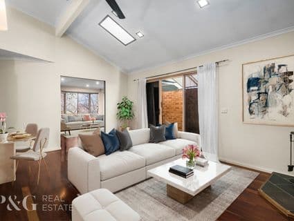 12 Amberley Park Drive, Narre Warren South - Thumbnail 4