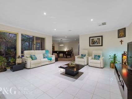 33 Louise Baille Avenue, Narre Warren South - Thumbnail 3
