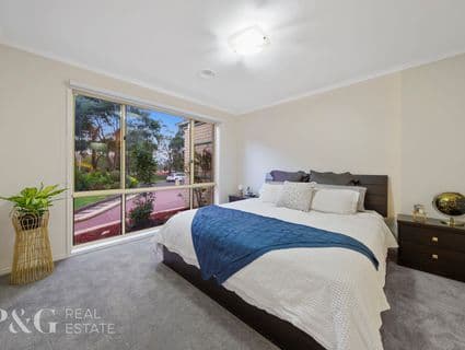 33 Louise Baille Avenue, Narre Warren South - Thumbnail 6
