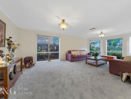 33 Louise Baille Avenue, Narre Warren South - Thumbnail 8