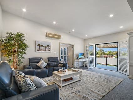 8/41 Charles Street, Warners Bay - Thumbnail 2