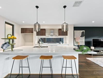 7 Spotted Gum Court, Craigieburn - Thumbnail 2