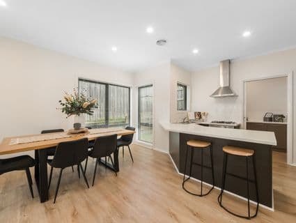 74 Wangarra Road, Frankston - Thumbnail 4