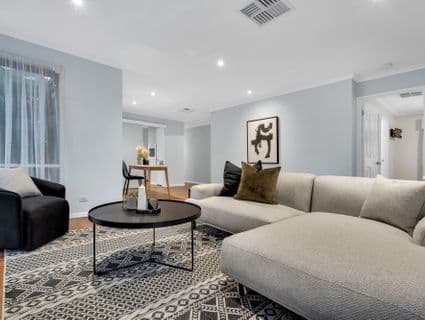 10 Cardiff Court, Craigieburn - Thumbnail 3