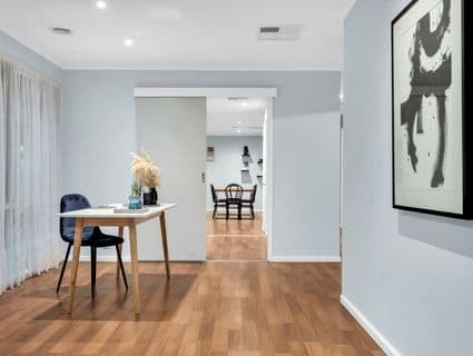 10 Cardiff Court, Craigieburn - Thumbnail 5