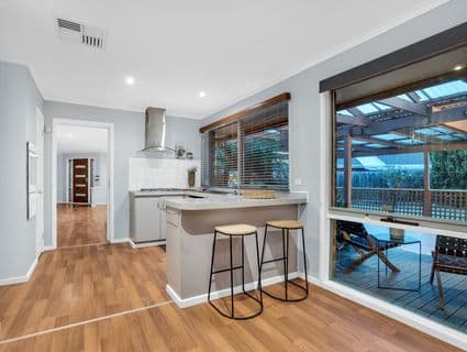 10 Cardiff Court, Craigieburn - Thumbnail 8