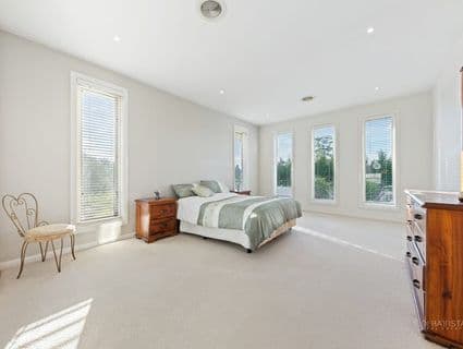 4 Rangeview Close, Mickleham - Thumbnail 3