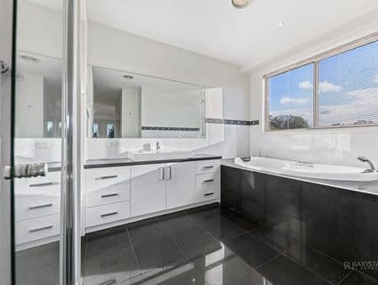 4 Rangeview Close, Mickleham - Thumbnail 5