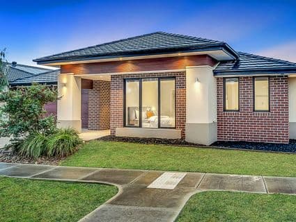19 Escapade Boulevard, Craigieburn - Image 1