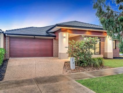 19 Escapade Boulevard, Craigieburn - Thumbnail 2