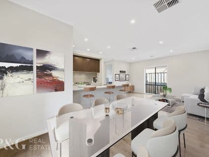 8 Wenn Avenue, Clyde North - Thumbnail 2