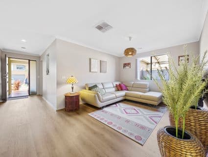 5 Jolly Street, Cranbourne East - Thumbnail 3