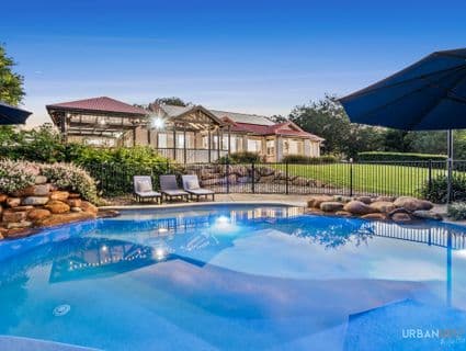 8 Dudley Court, Bunya - Image 1