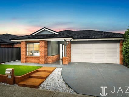 11 Sincere Drive, Point Cook - Thumbnail 2