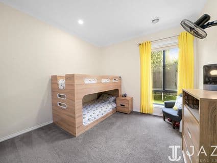 11 Sincere Drive, Point Cook - Thumbnail 6