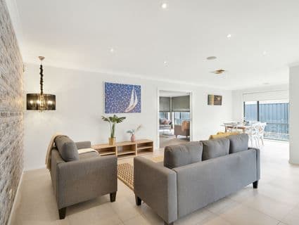25 Minindee Road, Manor Lakes - Thumbnail 7