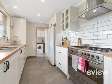 10 Gretana Crescent, Frankston - Thumbnail 8