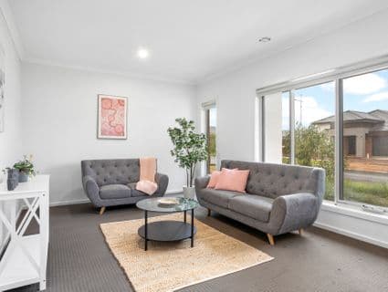 7 Gairdner Street, Manor Lakes - Thumbnail 3