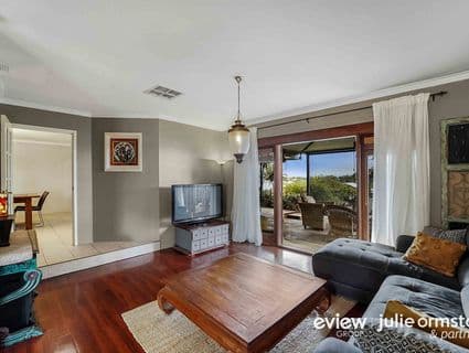 19 Lakehill Gardens, Edgewater - Thumbnail 8