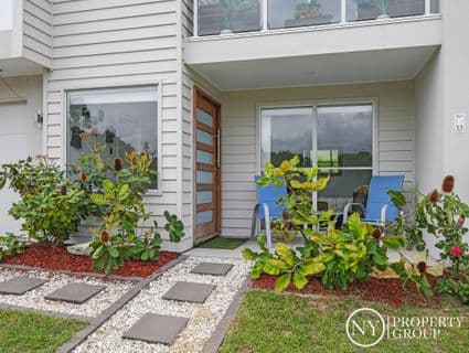 33/99 Brookwater Drive, Brookwater - Thumbnail 2