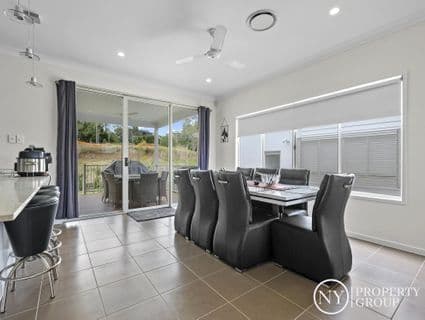 33/99 Brookwater Drive, Brookwater - Thumbnail 4