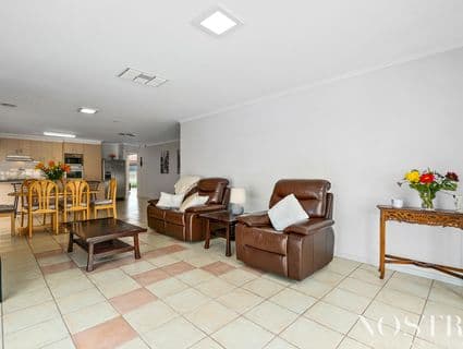 1 Waterford Avenue, Craigieburn - Thumbnail 5