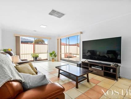 1 Waterford Avenue, Craigieburn - Thumbnail 8